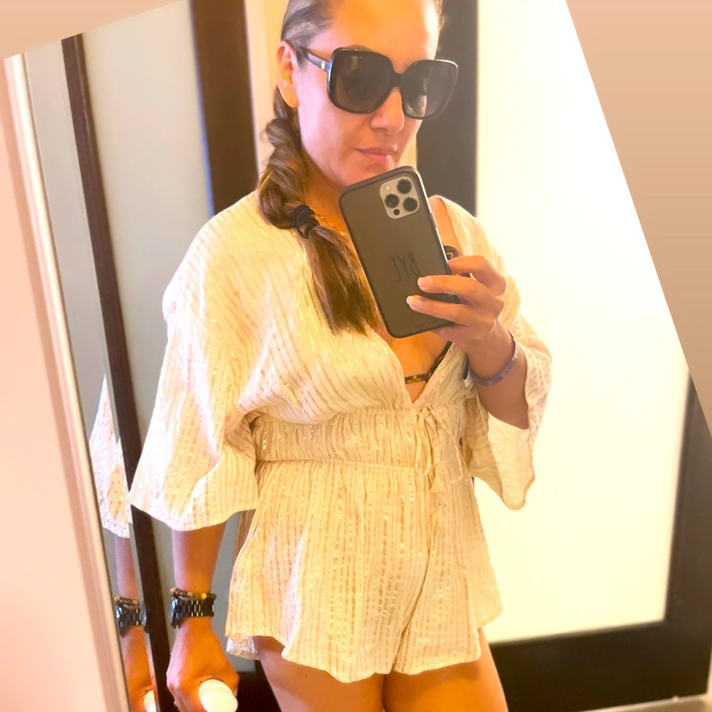 VICTORIA’S SECRET Tan Gold Striped Beach Romper S